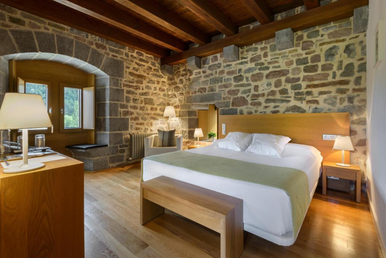 Hotel Rural Torre De Uriz Екстер'єр фото