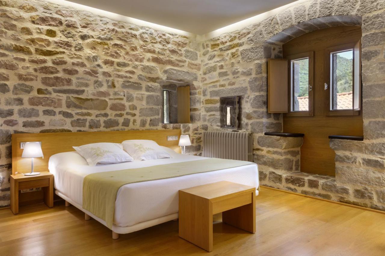 Hotel Rural Torre De Uriz Екстер'єр фото